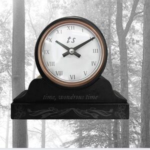 FOLKLORE ALBUM DESK CLOCK